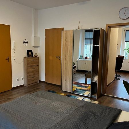 Karli'S Plaetzchen Appartement Gera Buitenkant foto